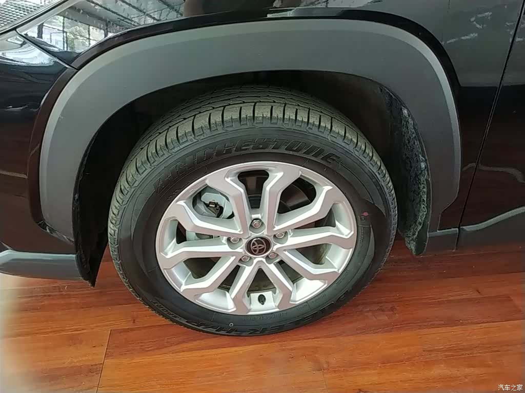 Toyota Frontlander, 2024 22