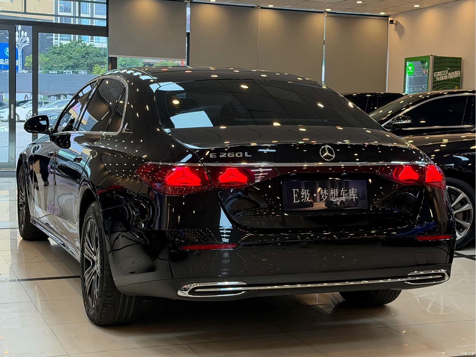 Mercedes-Benz E-Class, 2024 20