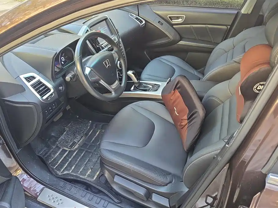 Luxgen Excellent 6 SUV