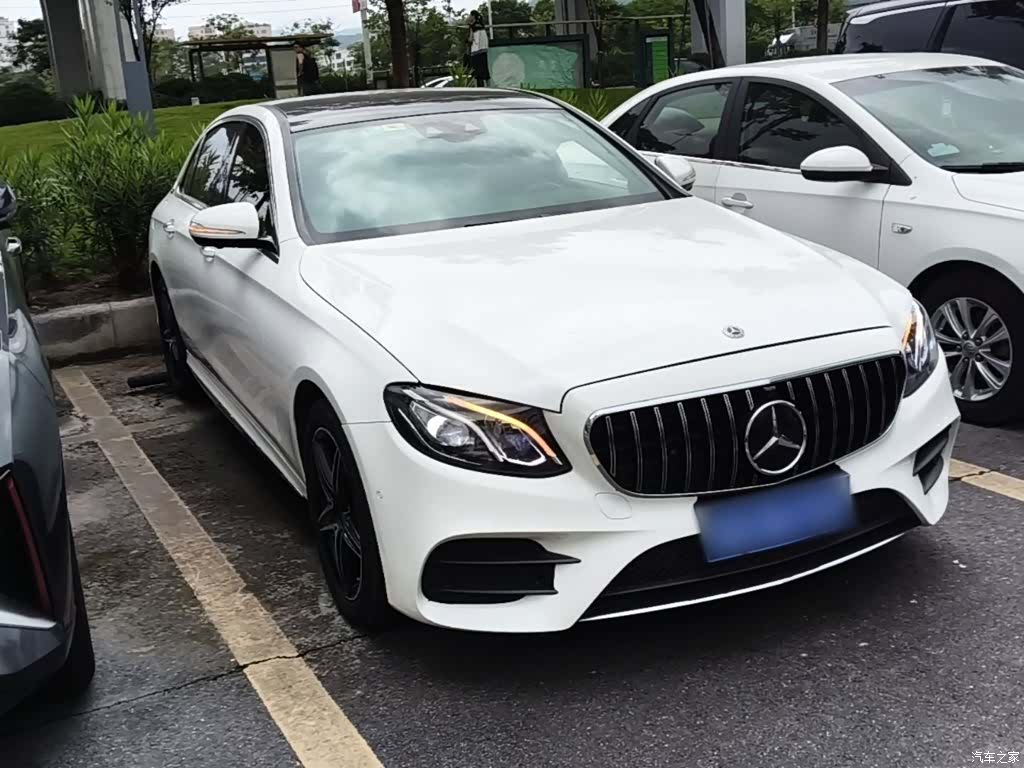 Mercedes-Benz E-Class, 2020 4
