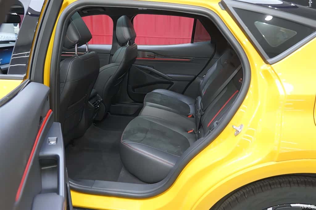 Ford Mondeo, 2024 10