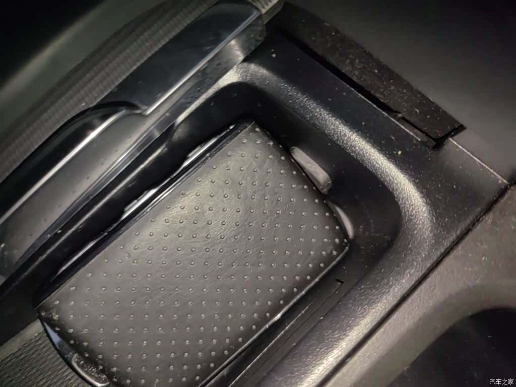 Volvo XC60, 2018 9