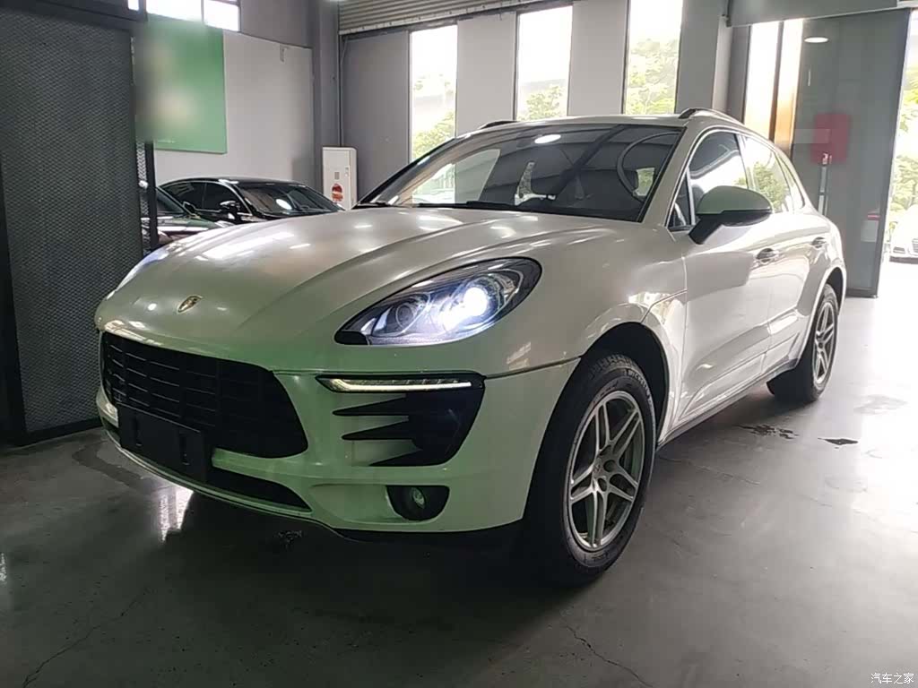 Porsche Macan, 2017 2