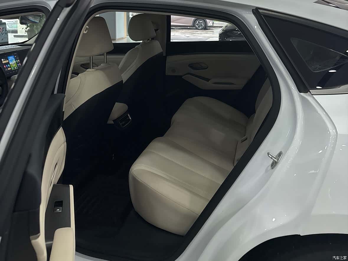 BYD Qin, 2024 11