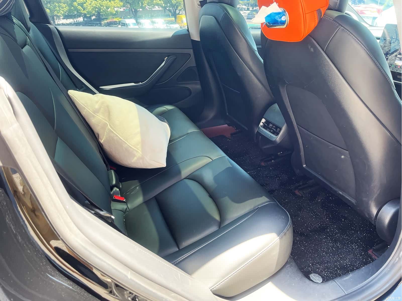 Tesla Model 3, 2020 15