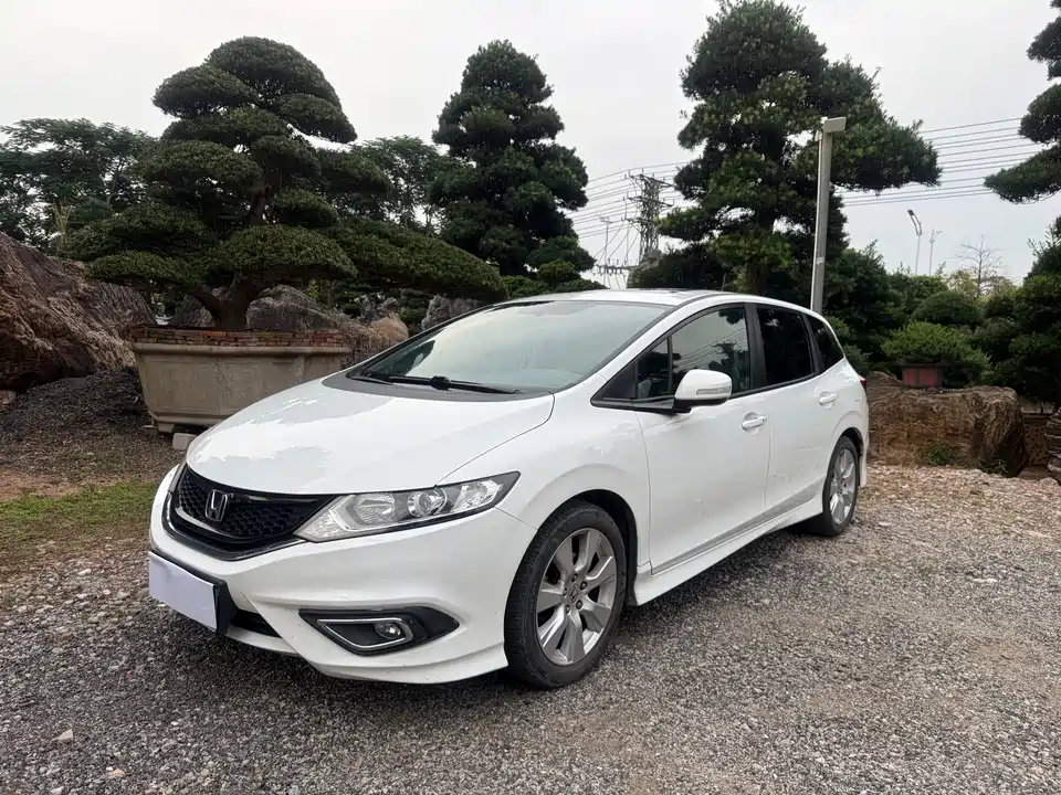 Honda Jade