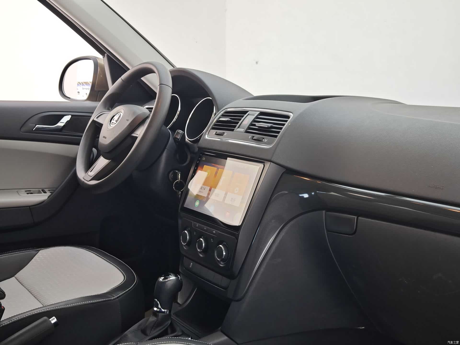 Skoda Yeti, 2018 11