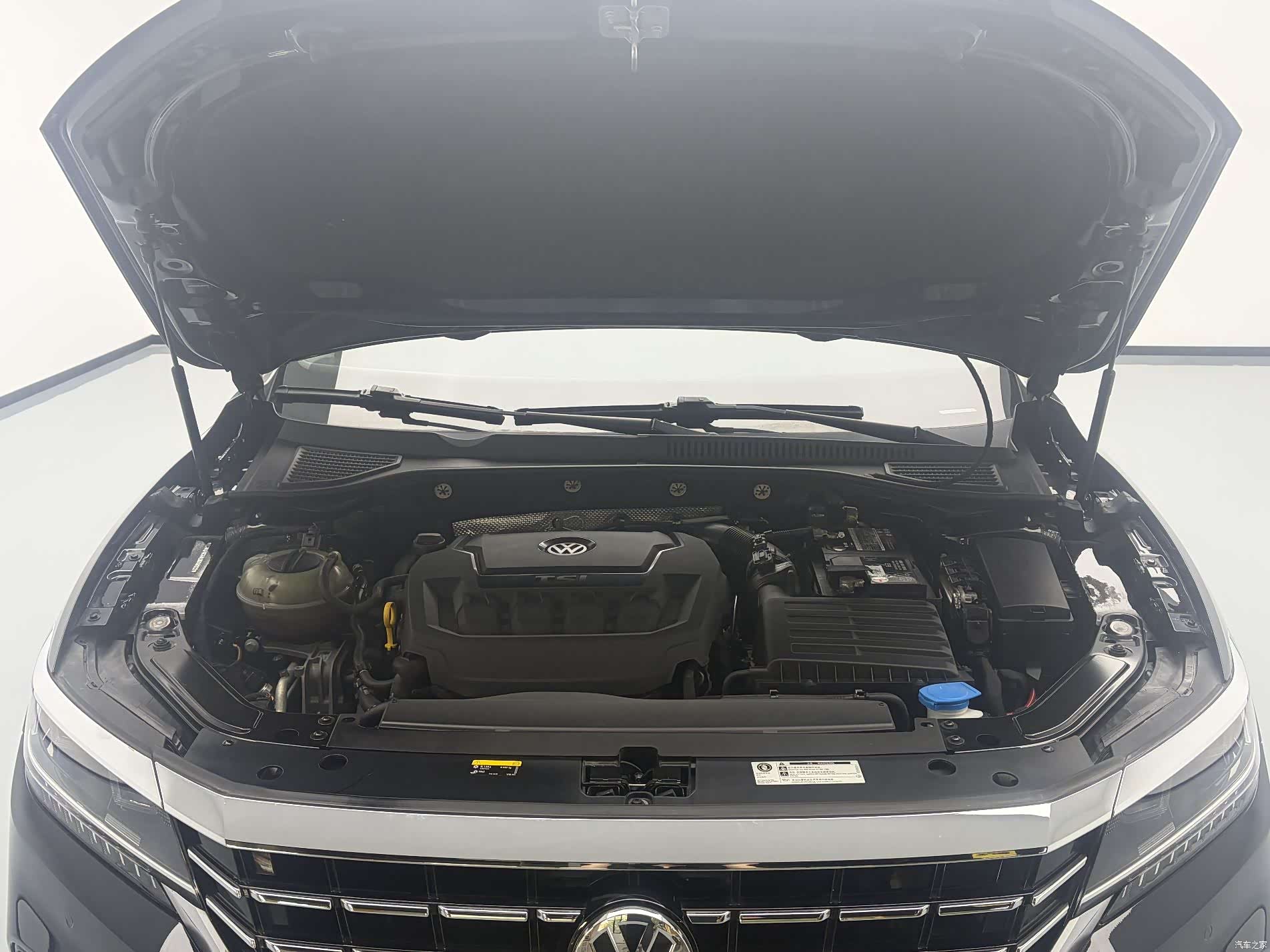 Volkswagen Passat, 2020 19
