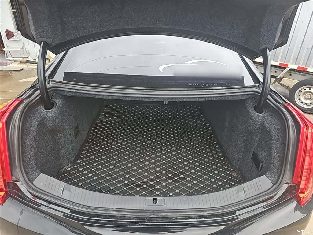 Cadillac XTS, 2017 15