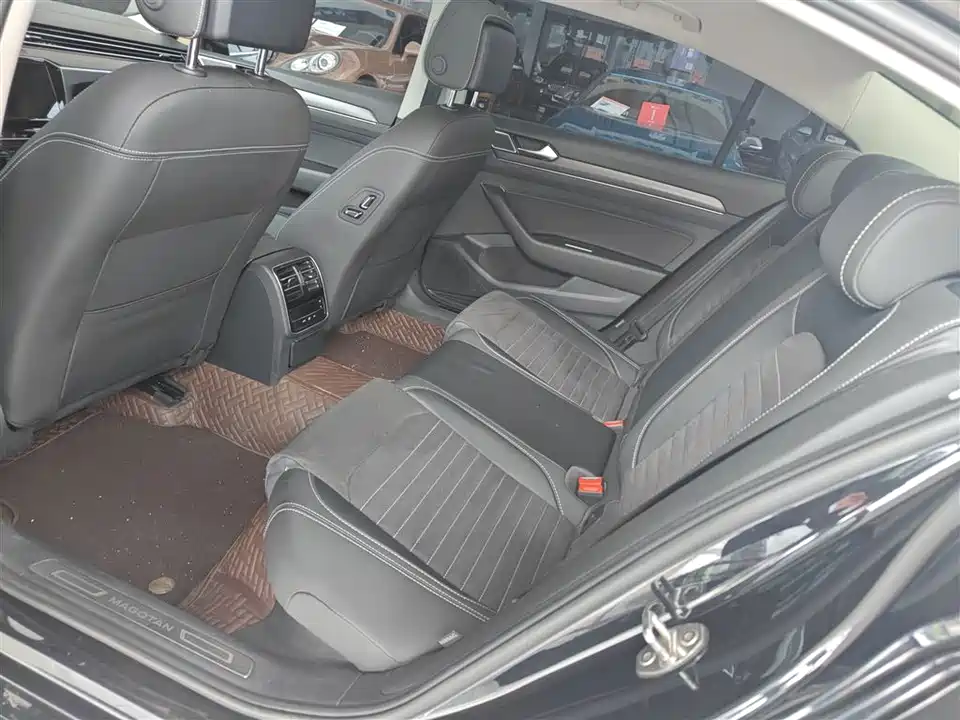 Volkswagen Magotan