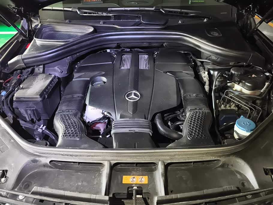 Mercedes-Benz GLE Mercedes-Benz GLE