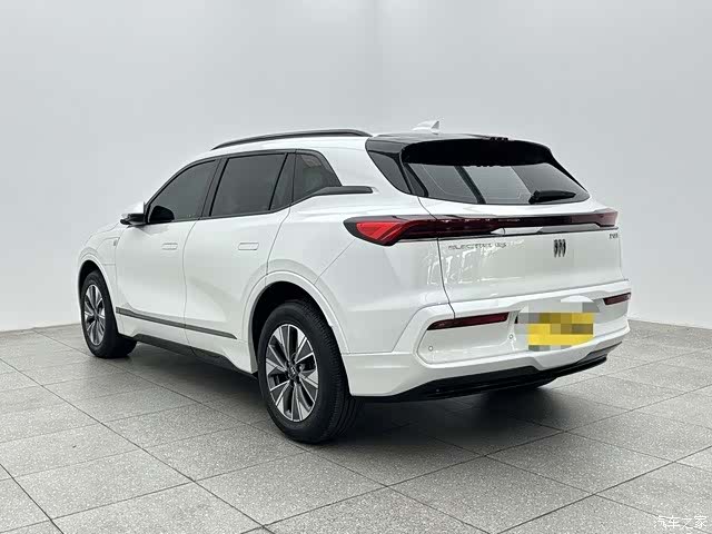 Buick E5, 2023 4