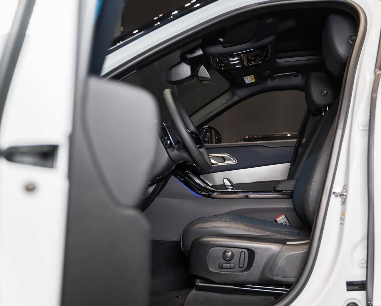 Land Rover Range Rover, 2024 16