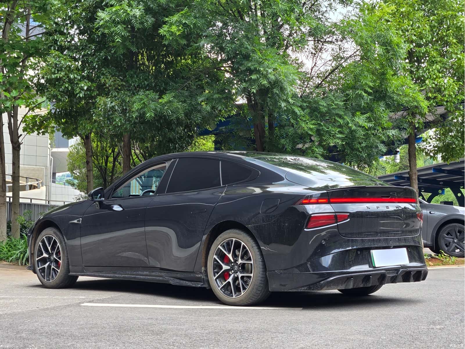 Xpeng P7, 2023 9