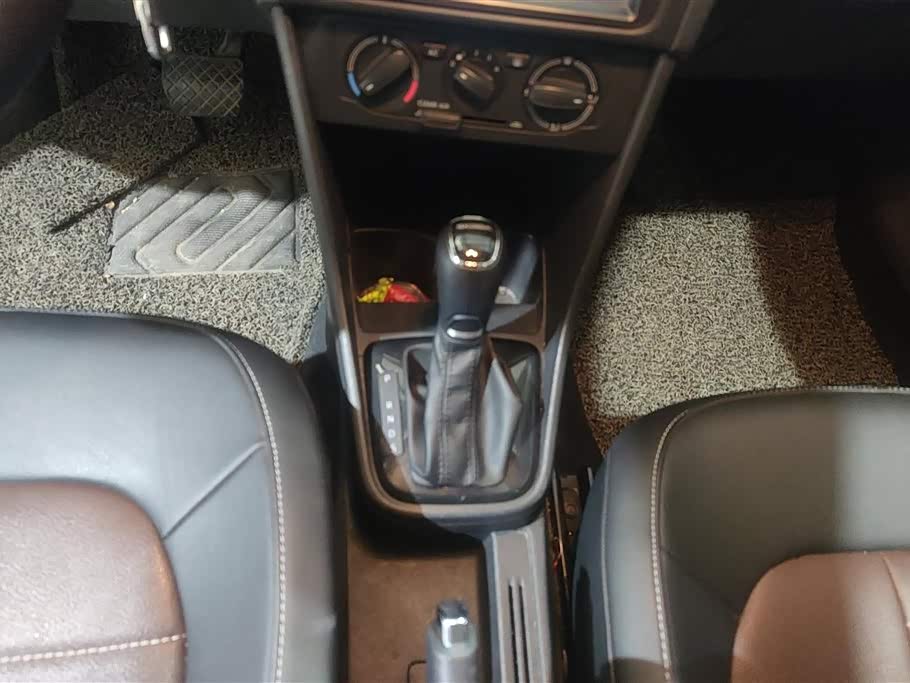 Skoda Xindong