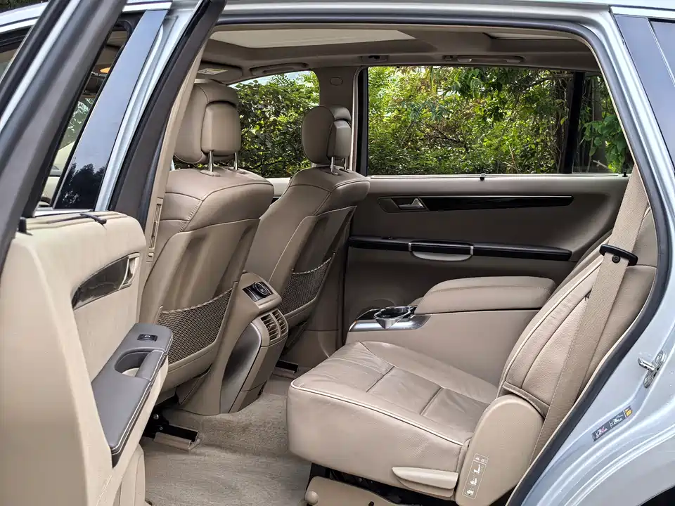 Mercedes-Benz R-class