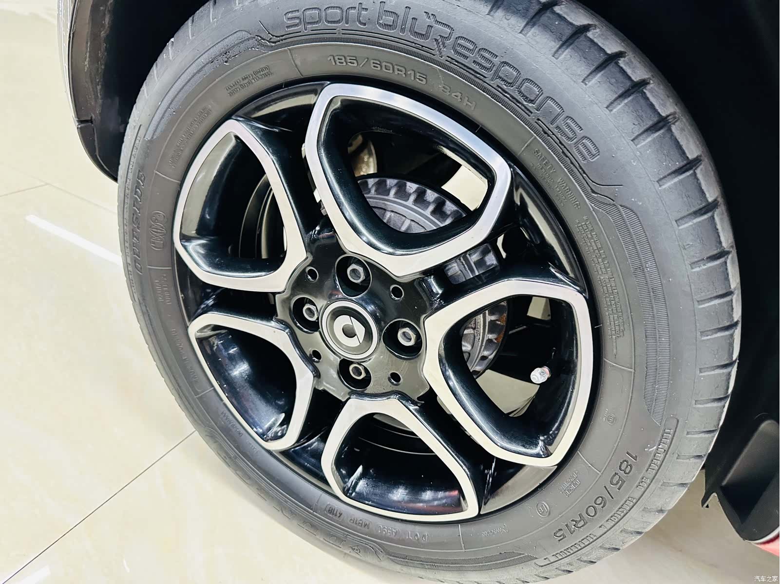 Smart Fortwo, 2019 14