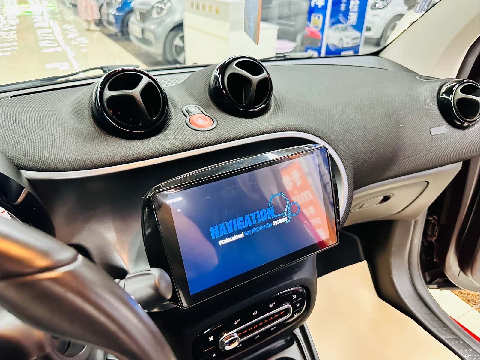 Smart Fortwo, 2019 30