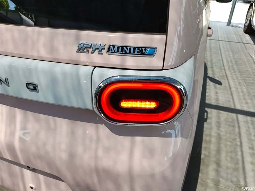 Wuling MINIEV, 2024 8