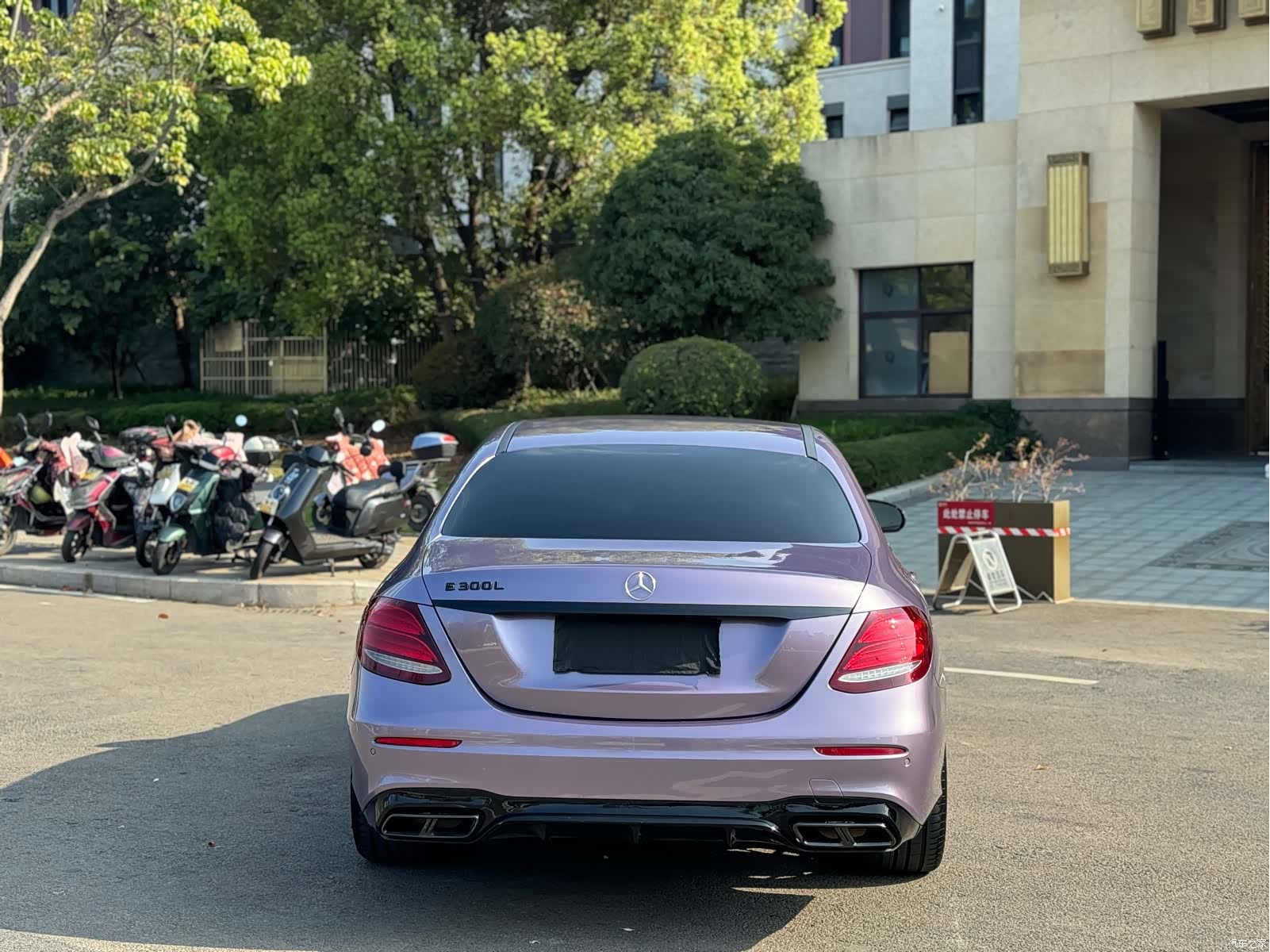 Mercedes-Benz E-Class, 2019 15
