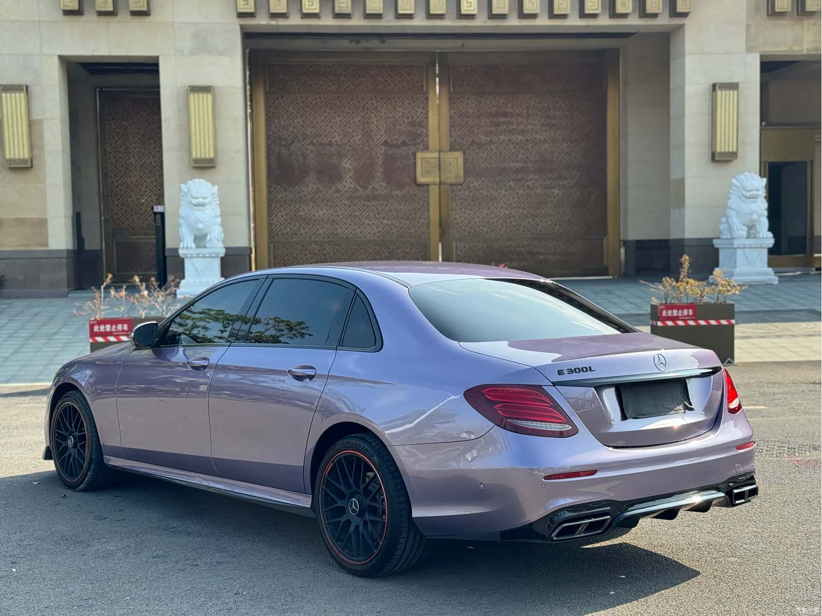 Mercedes-Benz E-Class, 2019 16
