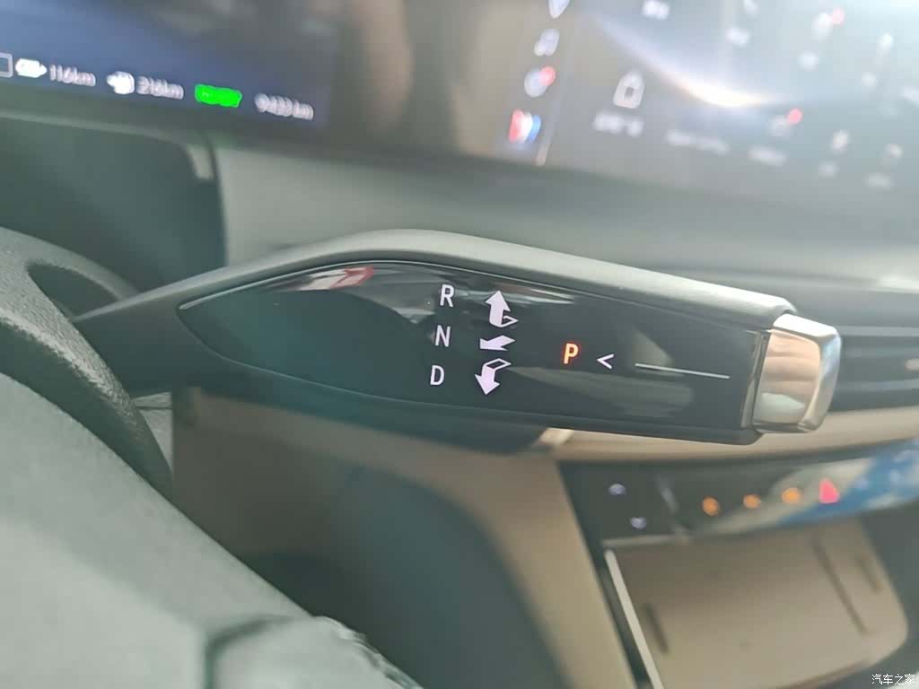 Buick GL8, 2025 21