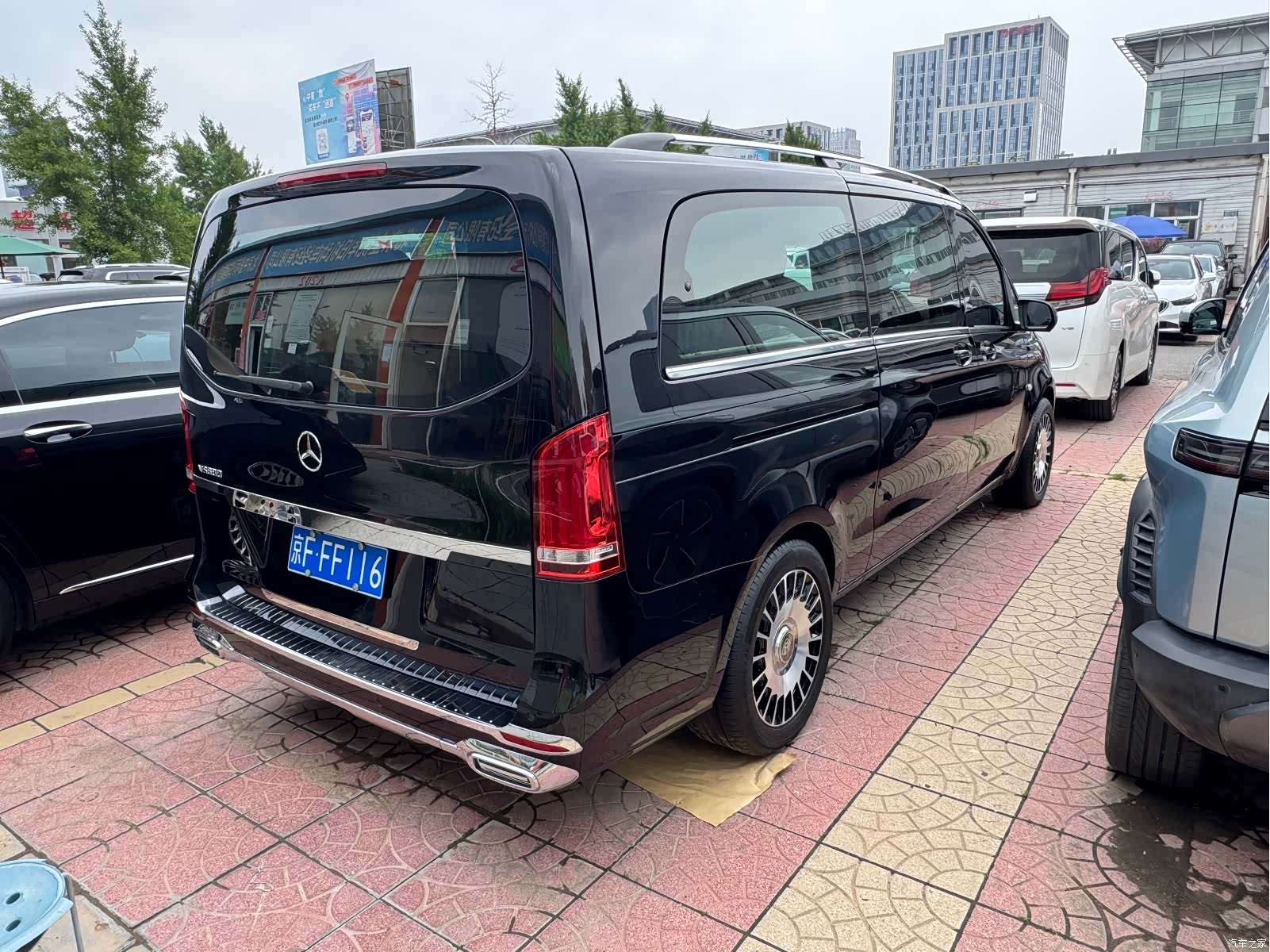Mercedes-Benz 7, 2023 4