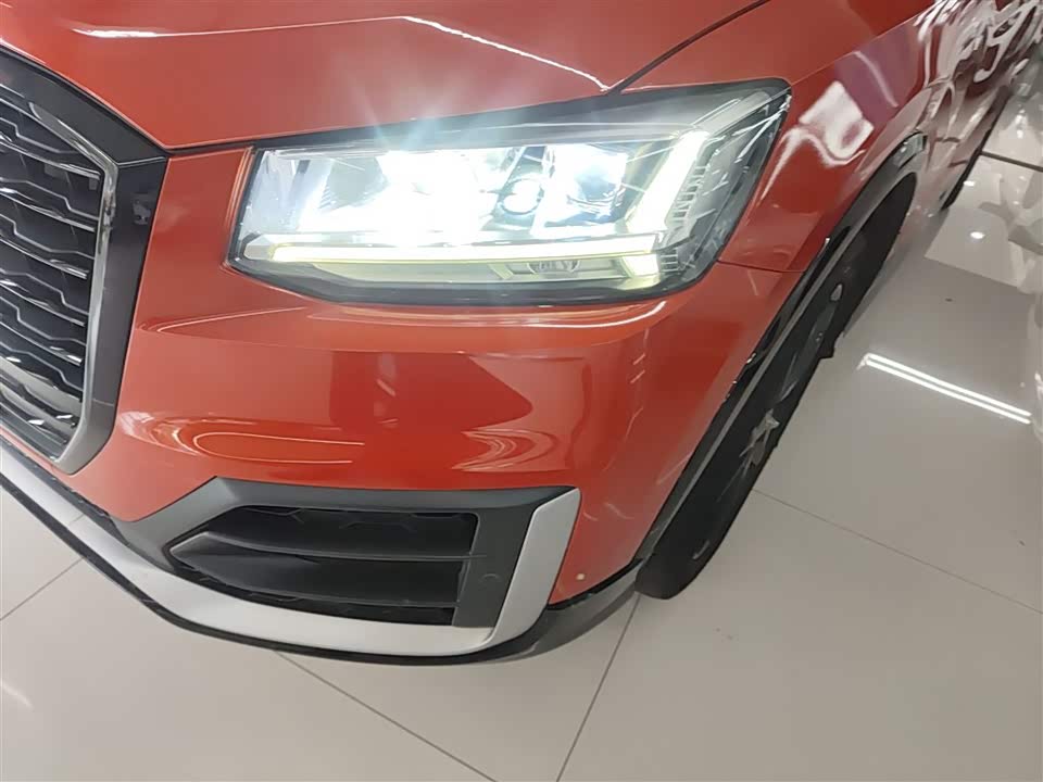 Audi Q2L Audi Q2L