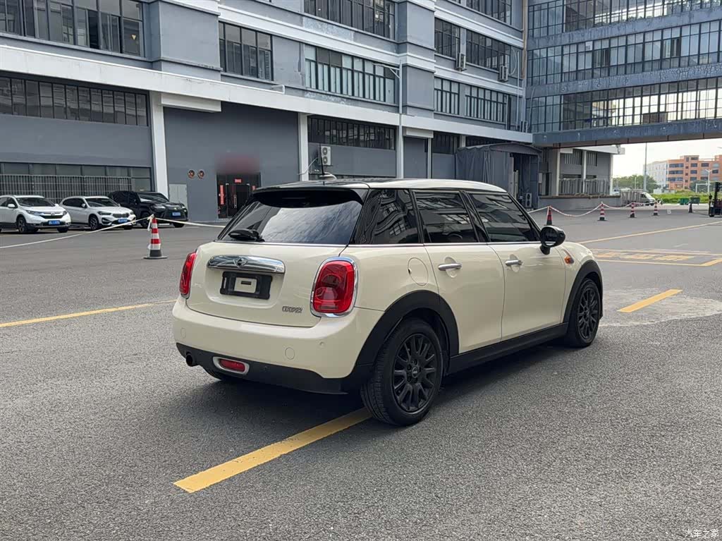 Mini Cooper, 2015 8