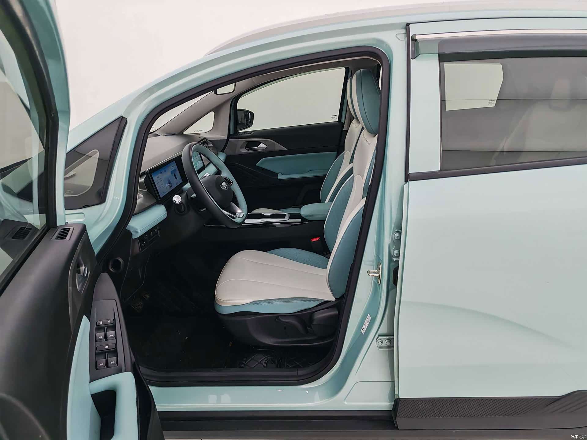 Geely E, 2023 3