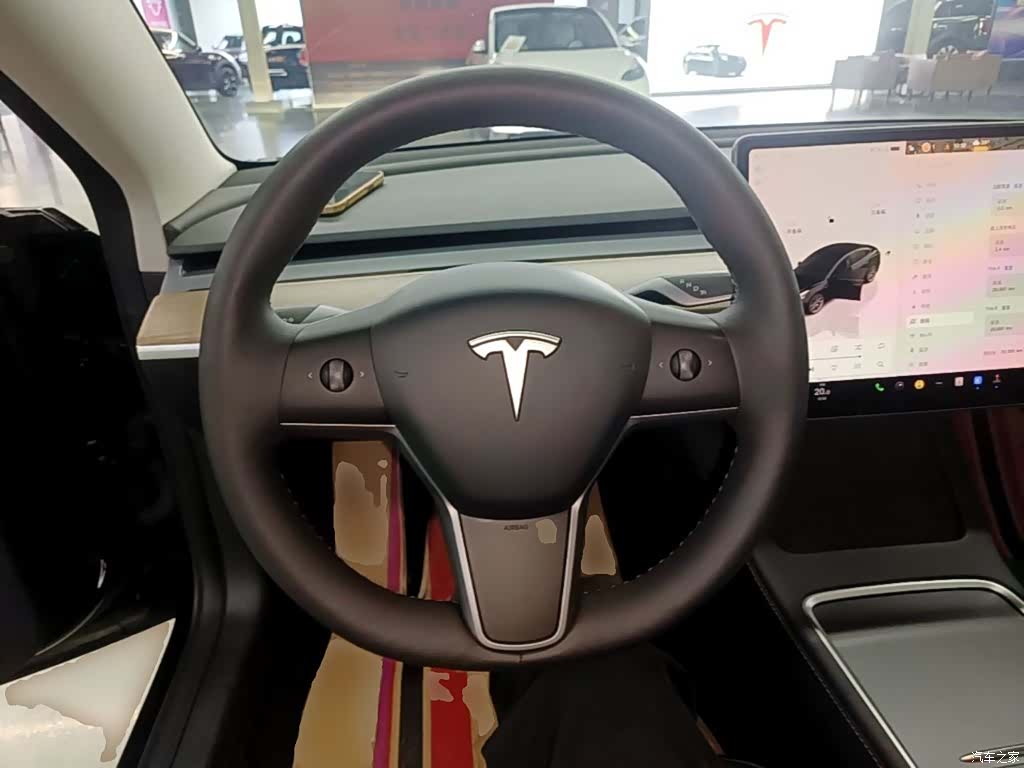Tesla Model 3, 2023 11