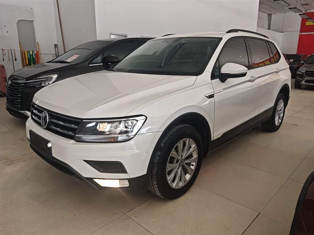 Volkswagen Tiguan L L 2017 330TSI AT
