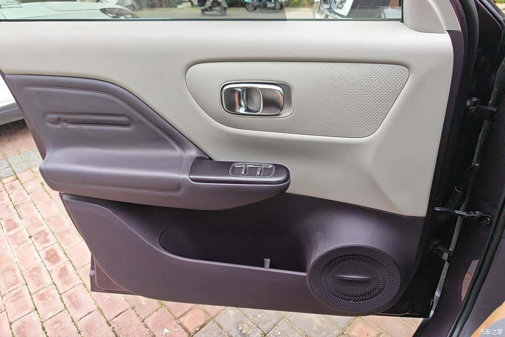 Leapmotor B10, 2025 7
