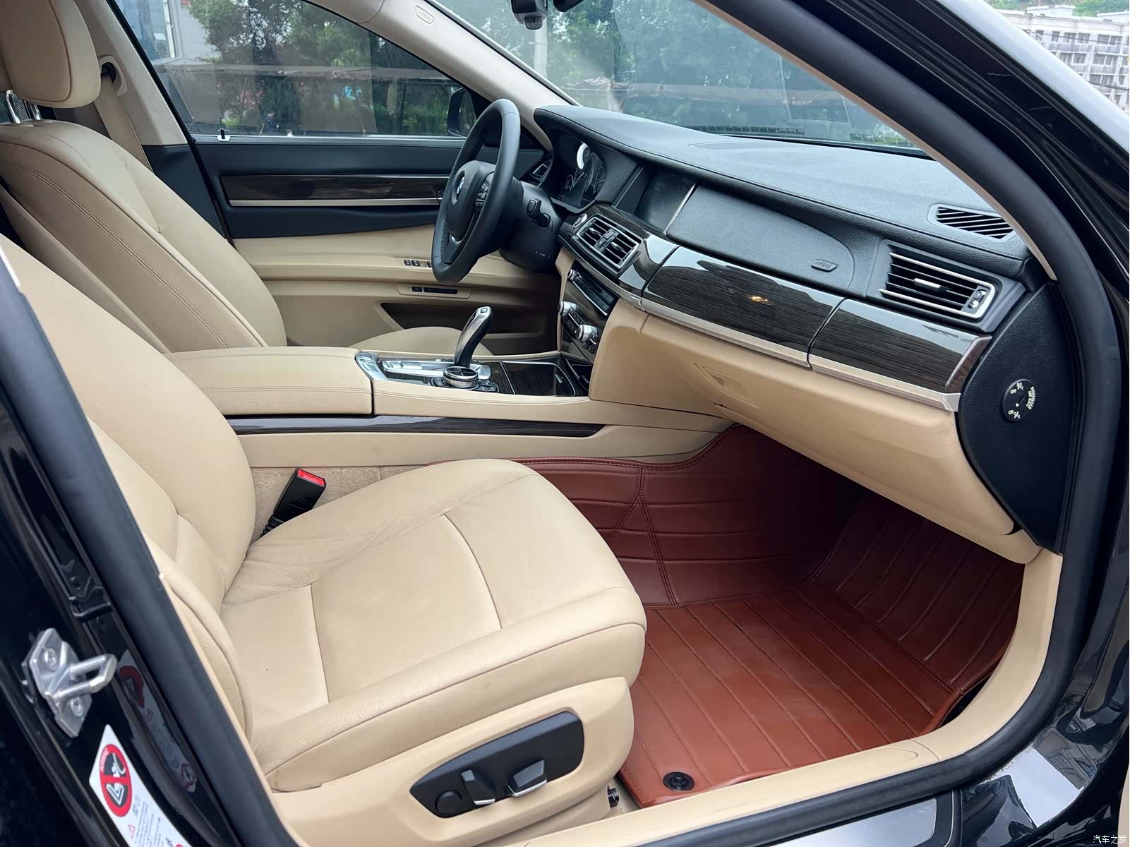 BMW 7 Series, 2014 9