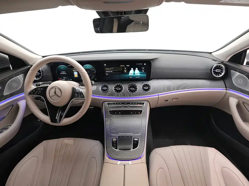 Mercedes-Benz CLS Mercedes-Benz CLS