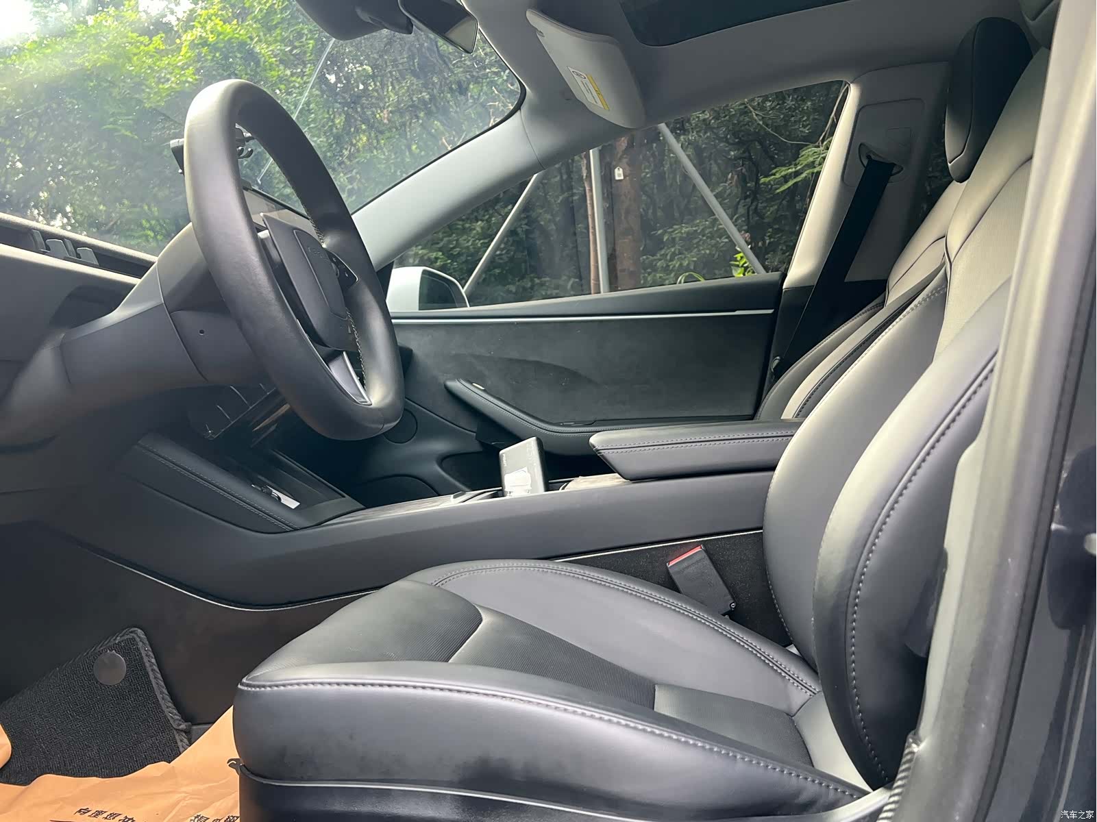 Tesla Model 3, 2024 9