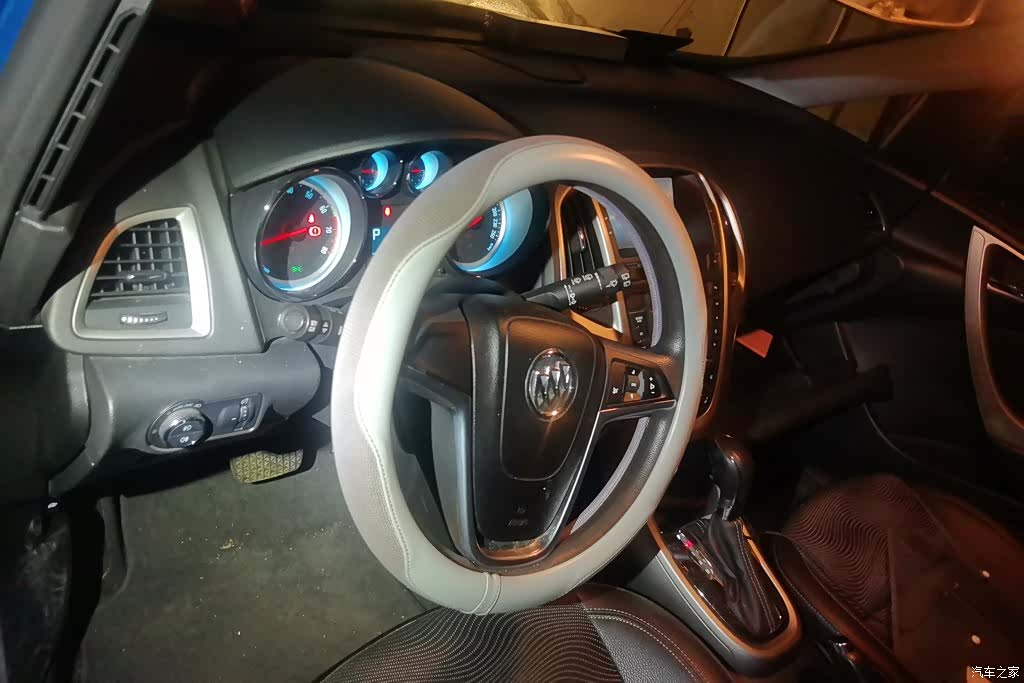 Buick XT, 2014 12