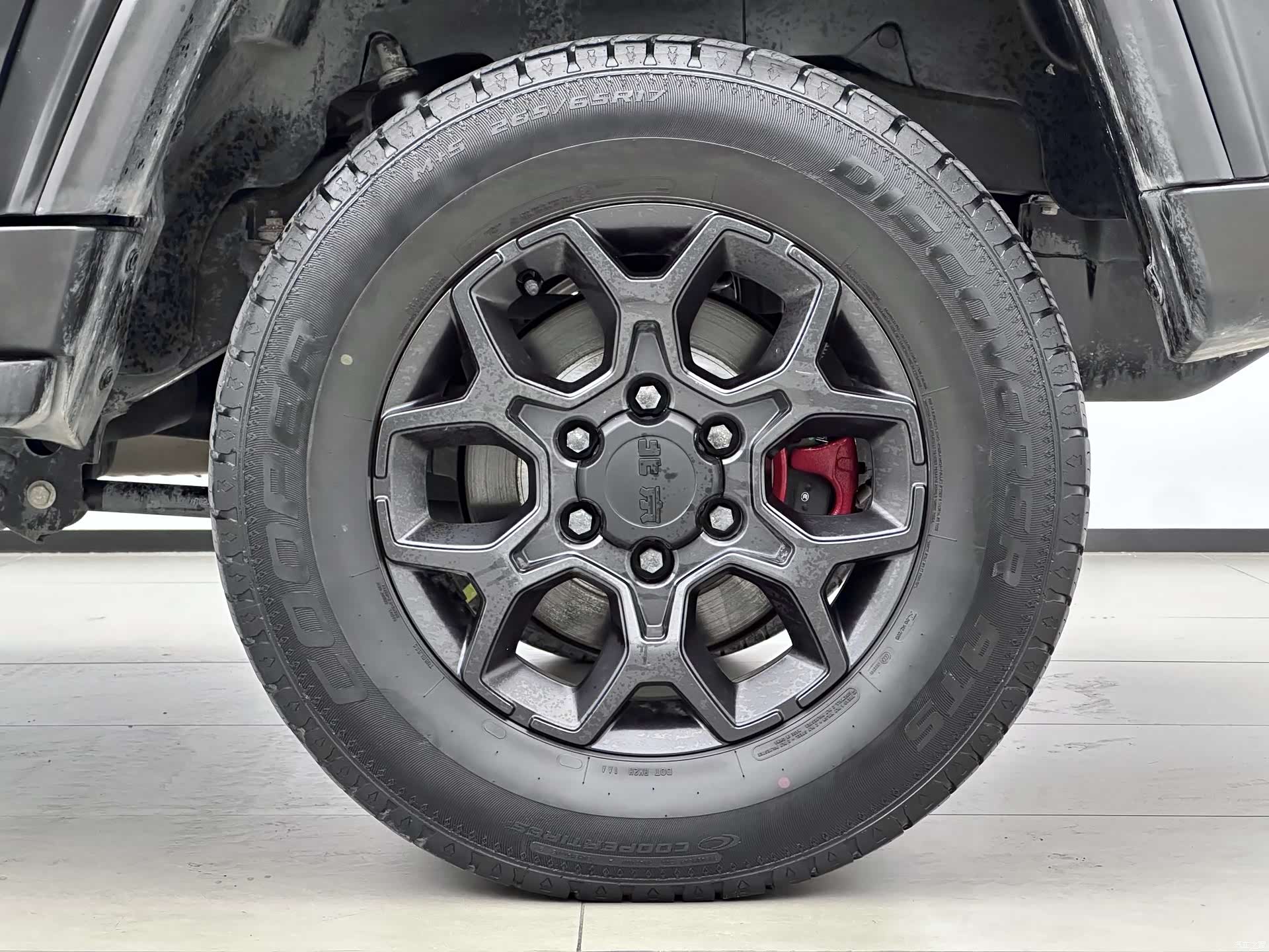 BAIC BJ40, 2022 13