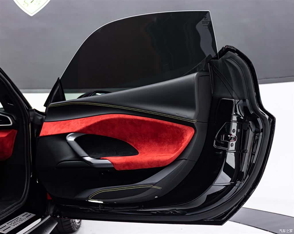 Ferrari 296, 2025 17