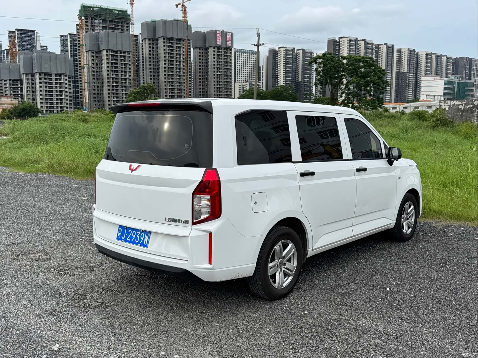 Wuling Hongguang, 2021 4