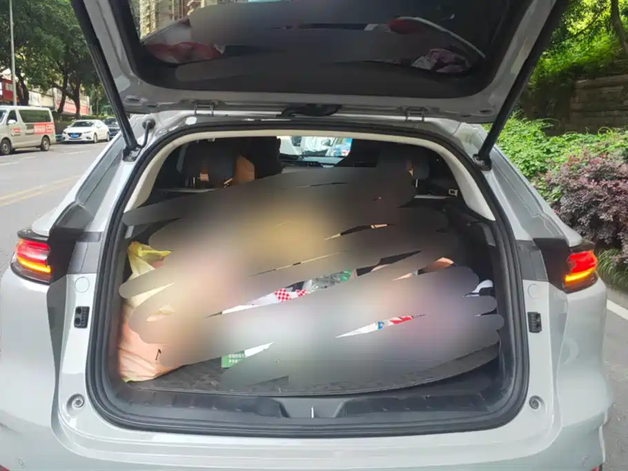 Changan UNI-K Smart iDD