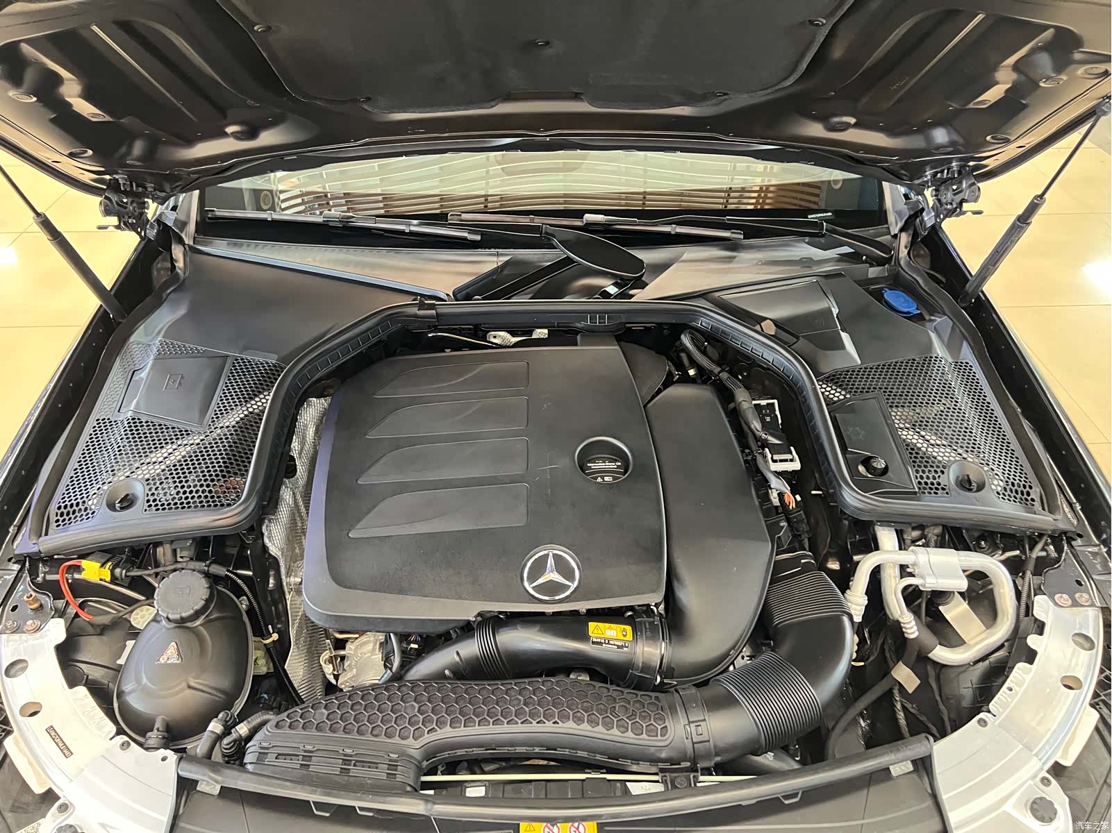 Mercedes-Benz C-Class, 2020 17