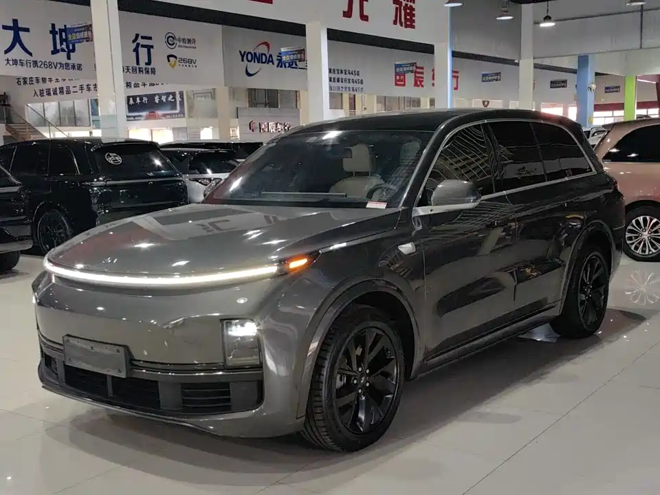 Li Auto Ideal L8