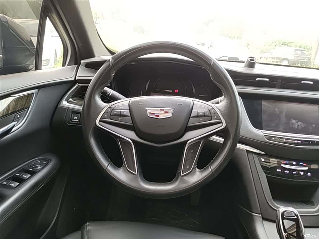 Cadillac XT5, 2018 11
