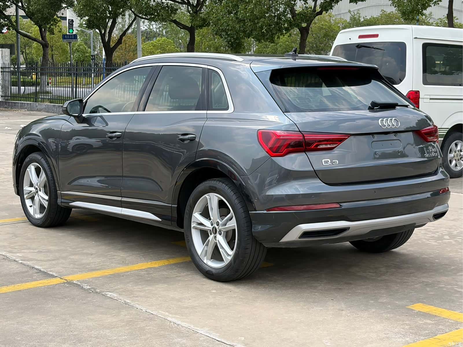 Audi Q3, 2021 4