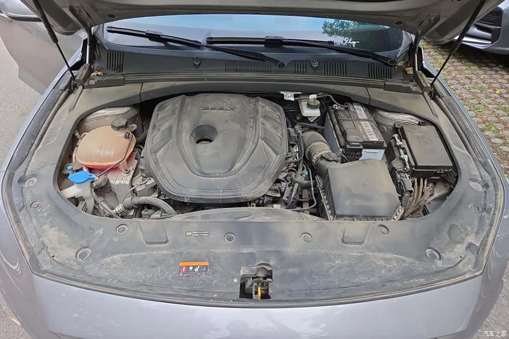 Geely Preface, 2022 10