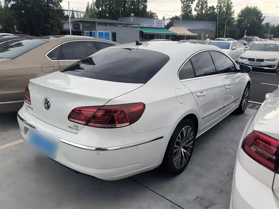 Volkswagen CC