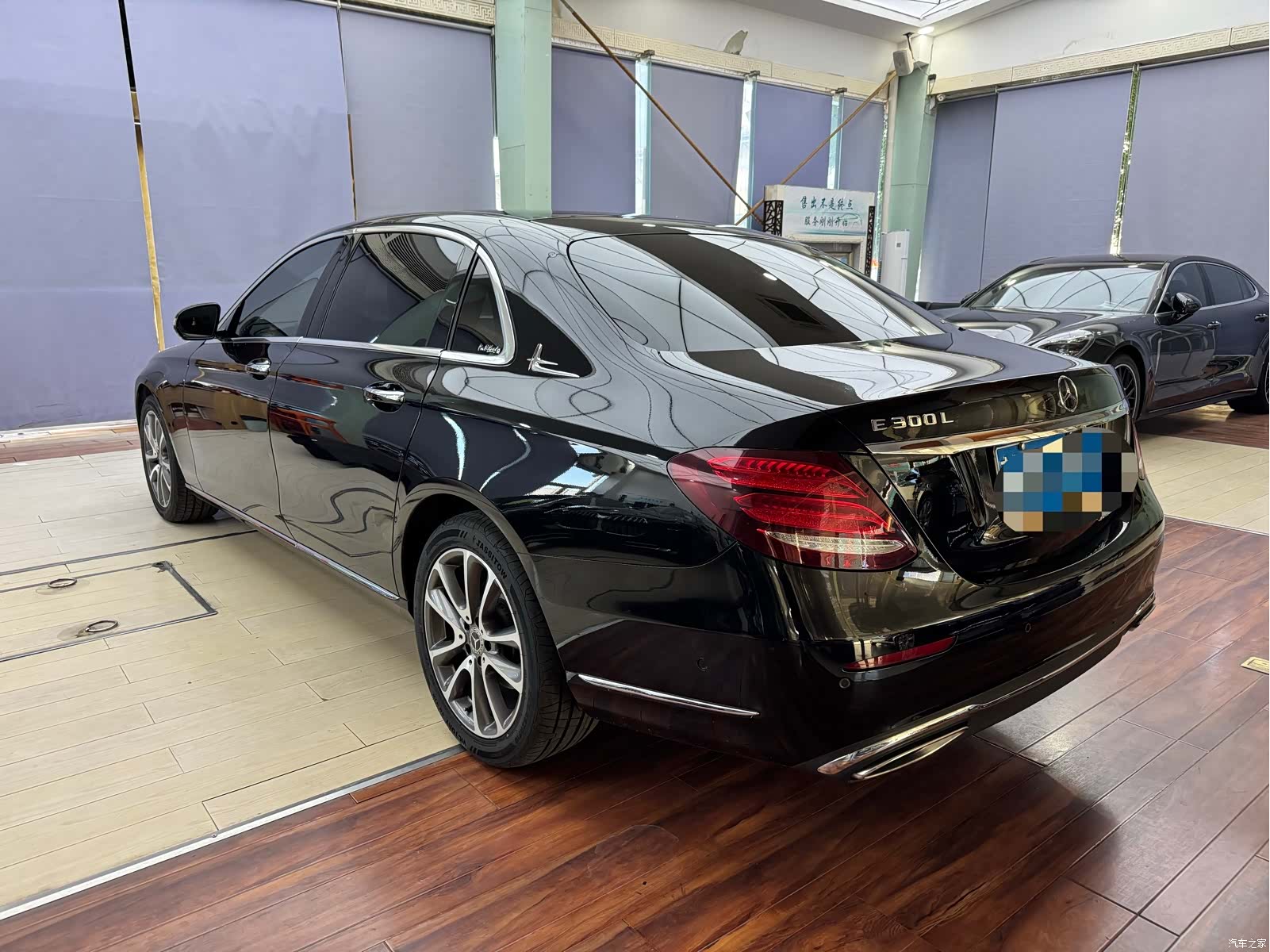 Mercedes-Benz E-Class, 2019 11