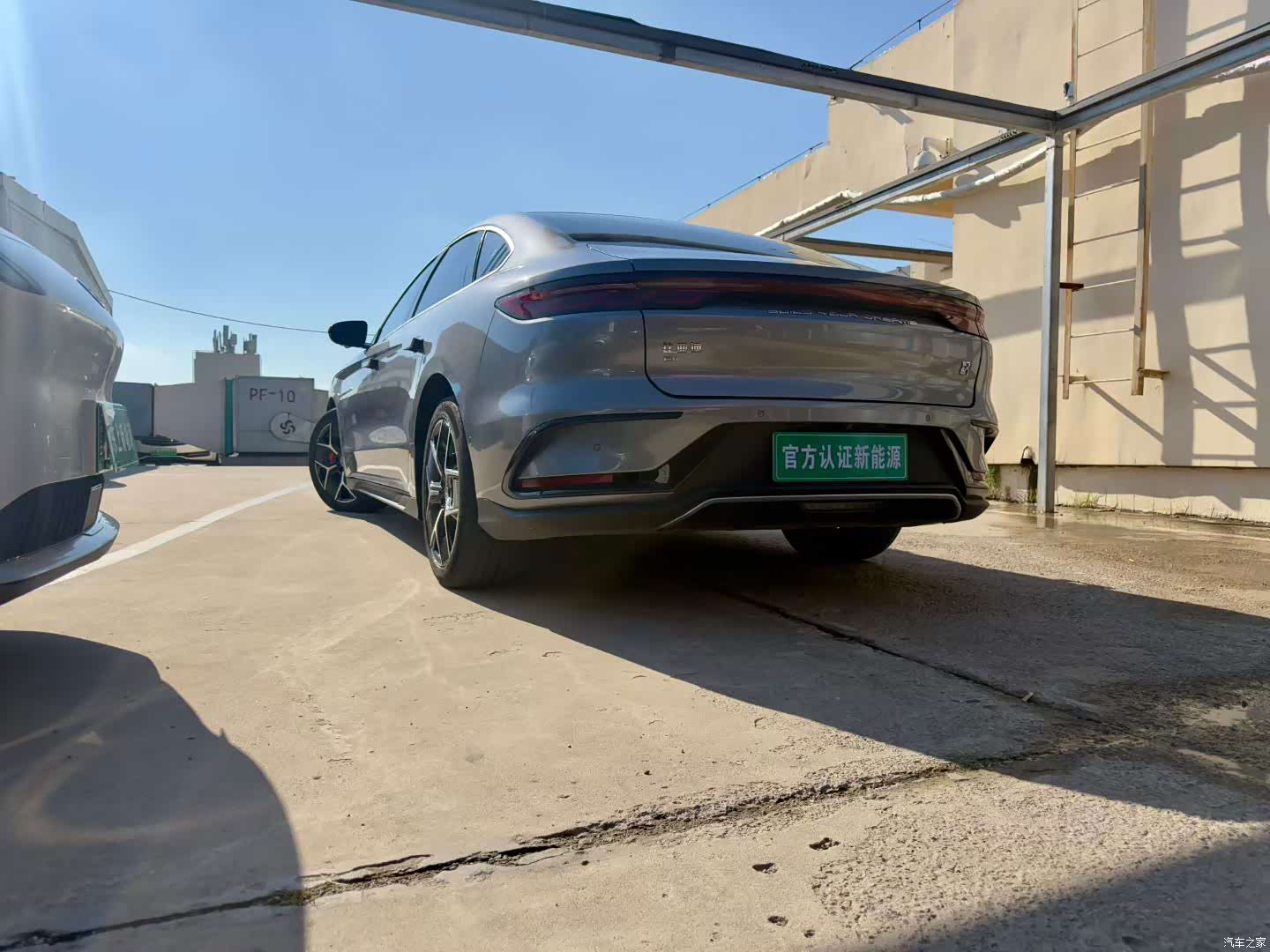 BYD Han, 2022 9