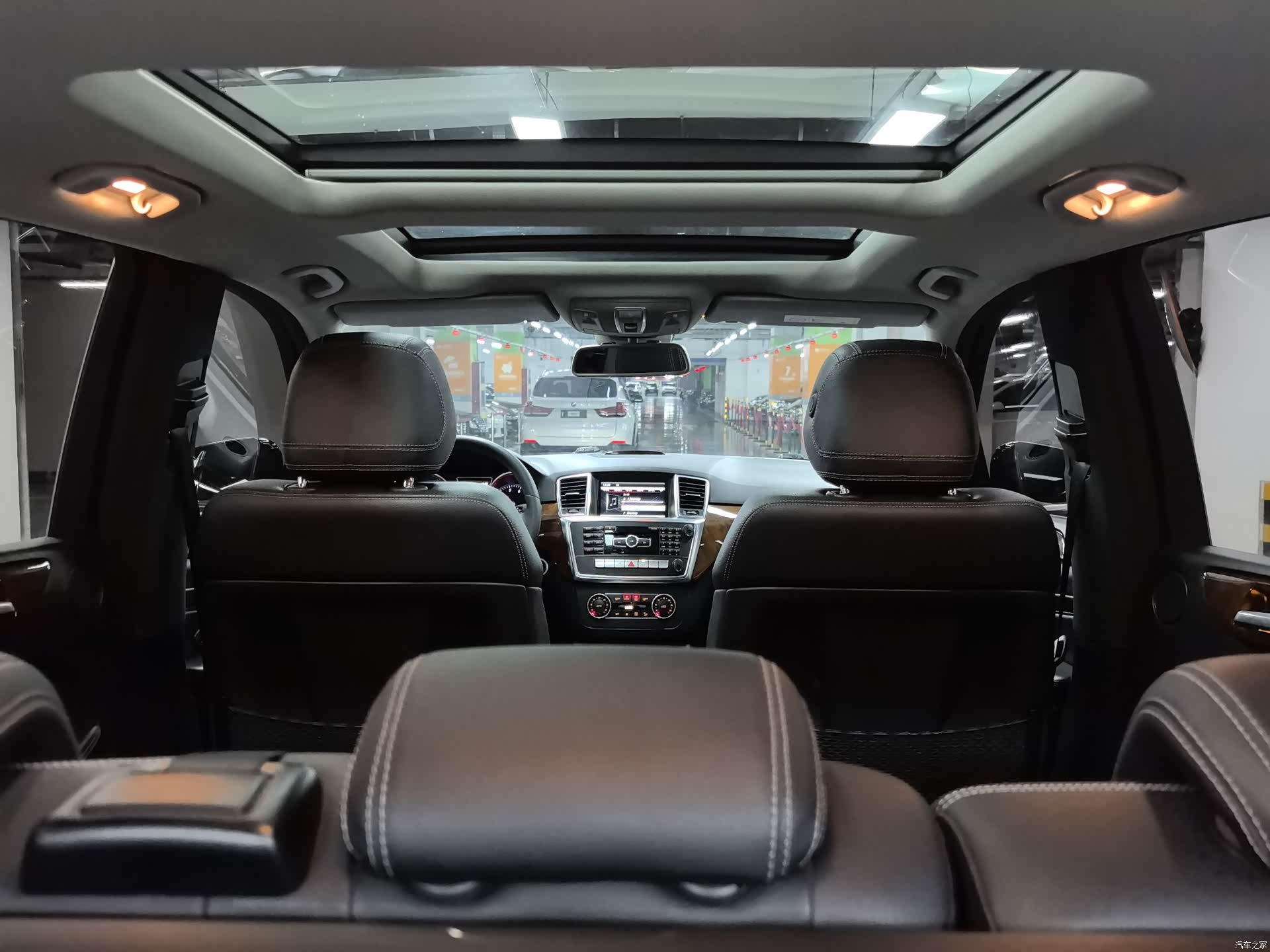 Mercedes-Benz M-Class, 2015 14